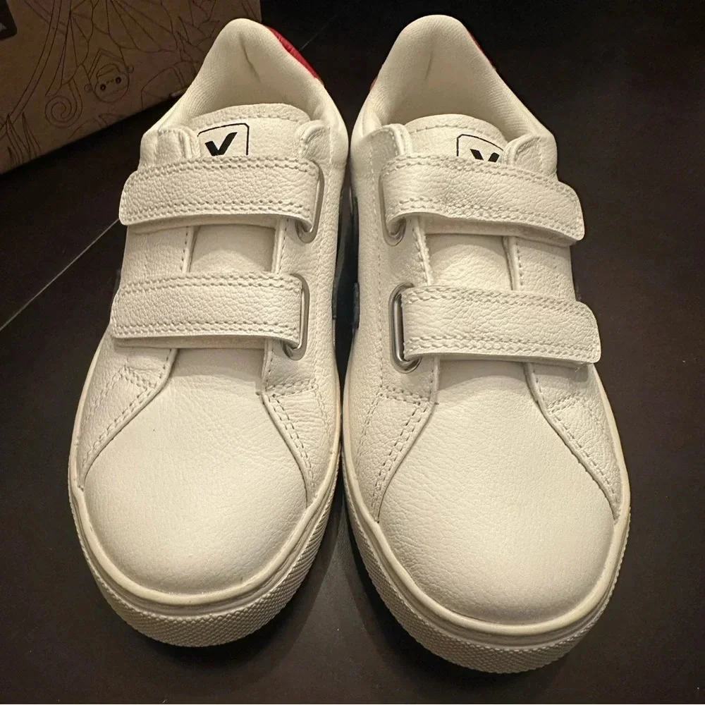 NIB Veja Esplar Kids Shoes White Nautico Size Youth 2